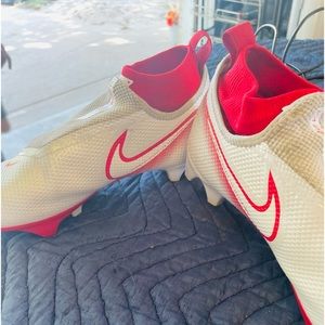 Nike Mens Football Cleats Size 8